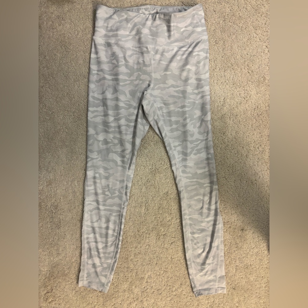 Juicy Couture Light Gray Camo Leggings